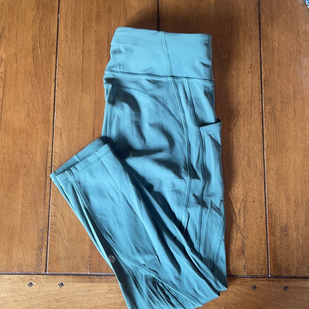 Lululemon leggings